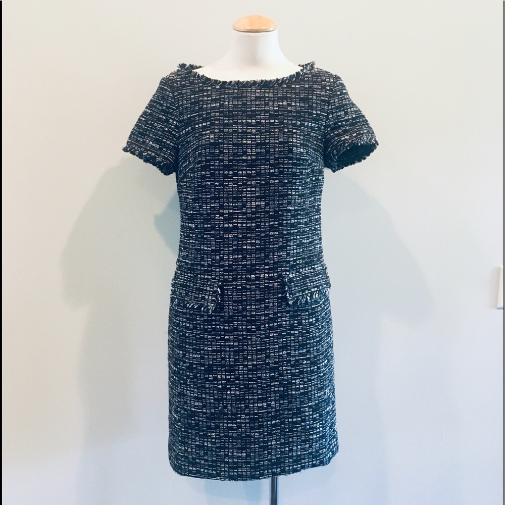 Banana Republic short sleeve tweed shift dress